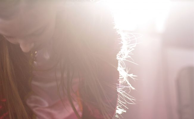 20140103_KristenStrong_sunlitgirl